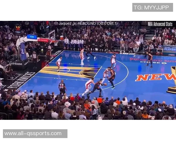 哈克斯高效表现12投10中砍下22分2篮板7助攻助球队获胜 哈克斯高效表现12投10中砍下22分2篮板7助攻助球队获胜